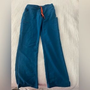 Figs skinny scrub pant